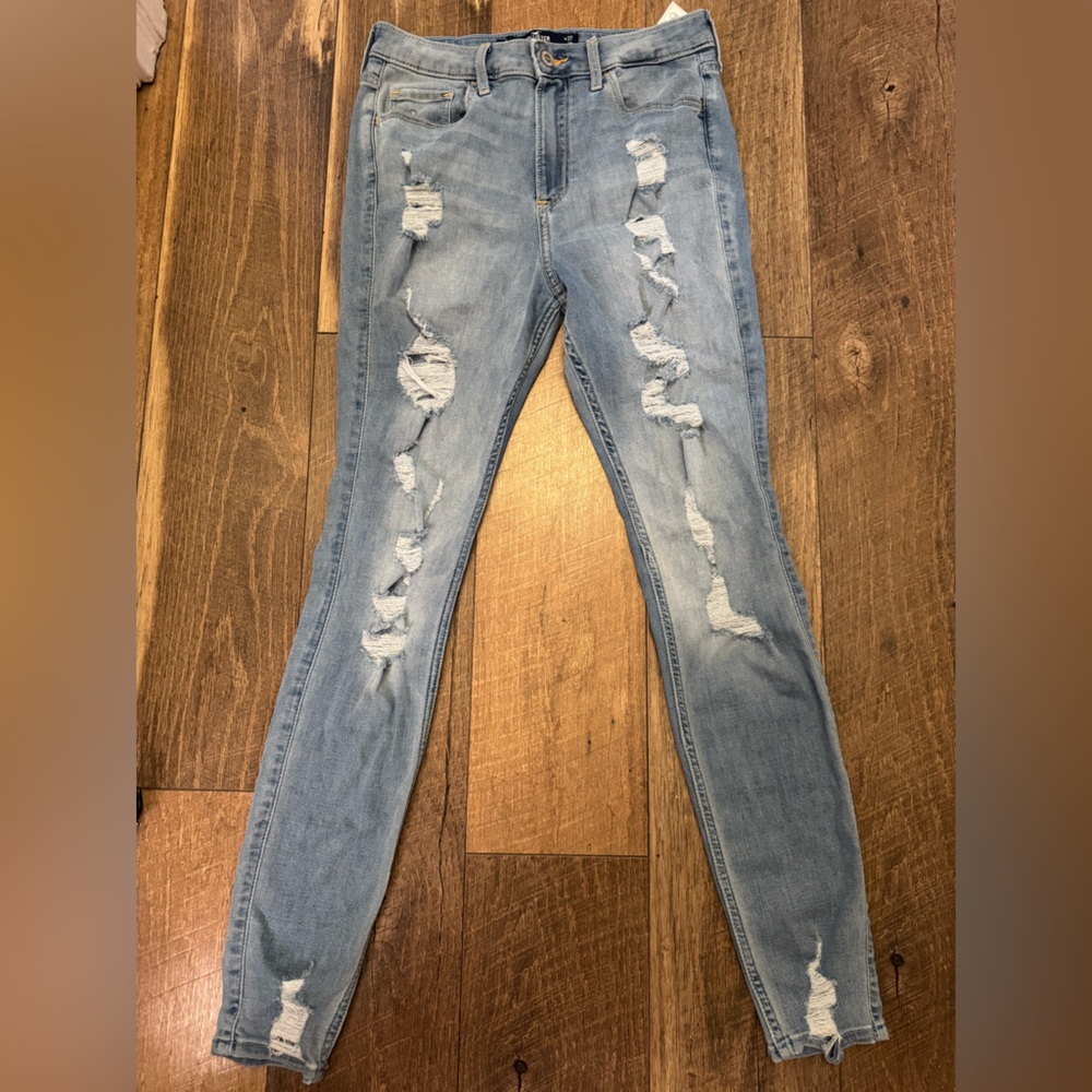 Hollister Women's Ripped Skinny Jeans in Light Blue never worn
